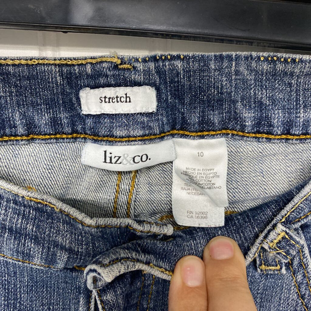 STRAIGHT LEG STRETCH JEANS
