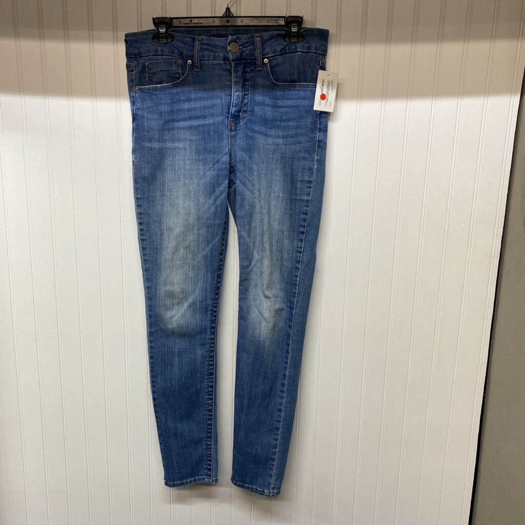 SKINNY CUT JEANS