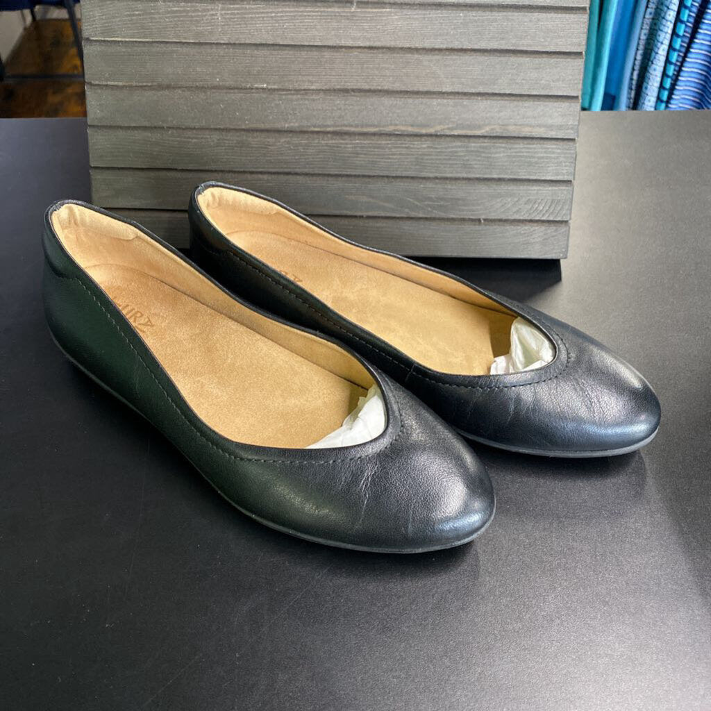 *VIVIENNE, BLACK LEATHER BASIC FLAT