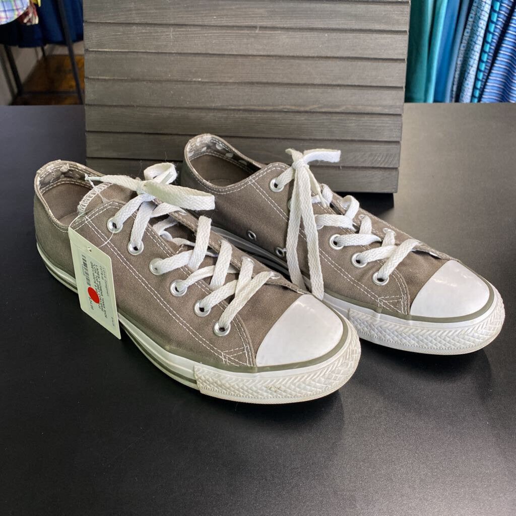 *LOW TOP GREY CONVERSE