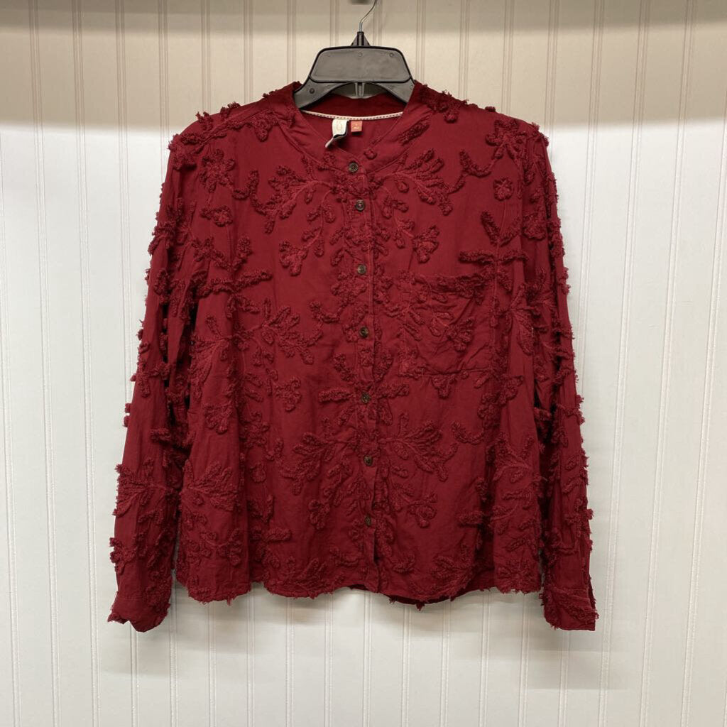 *LONG SLEEVE EMBROIDERED BUTTON UP TOP