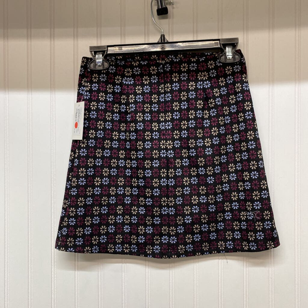 *SHORT PATTERNED SKIRT