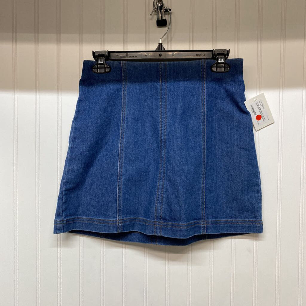 *SHORT DENIM SKIRT