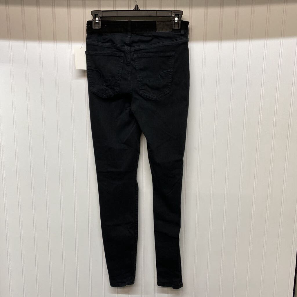 *MULTI BUTTON SUPER HIGH-RISE DISTRESSED SKINNY JEANS