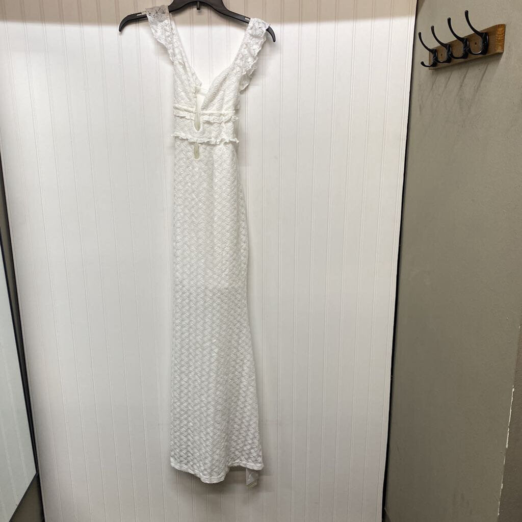 *HALTER WHITE LONG LACE DRESS