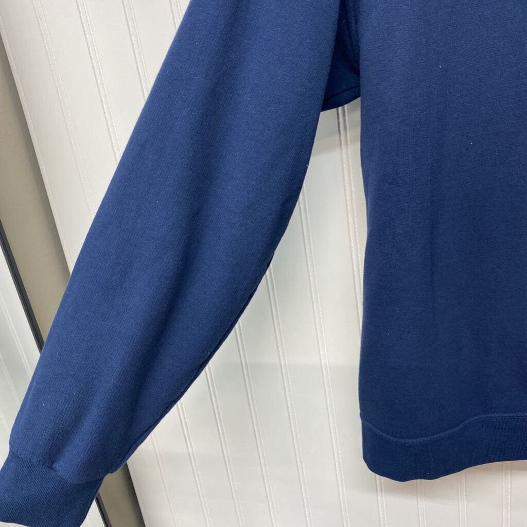 *BASIC BLUE SWEATSHIRT