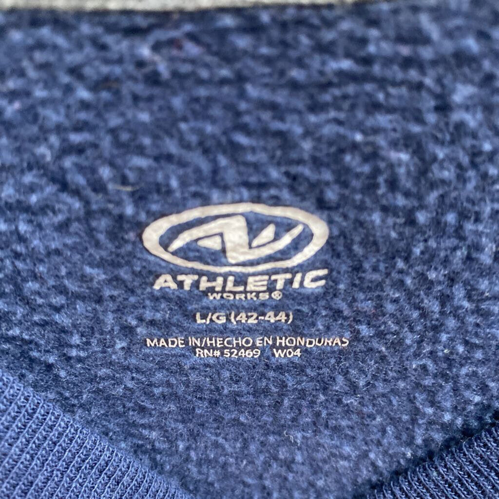 *BASIC BLUE SWEATSHIRT