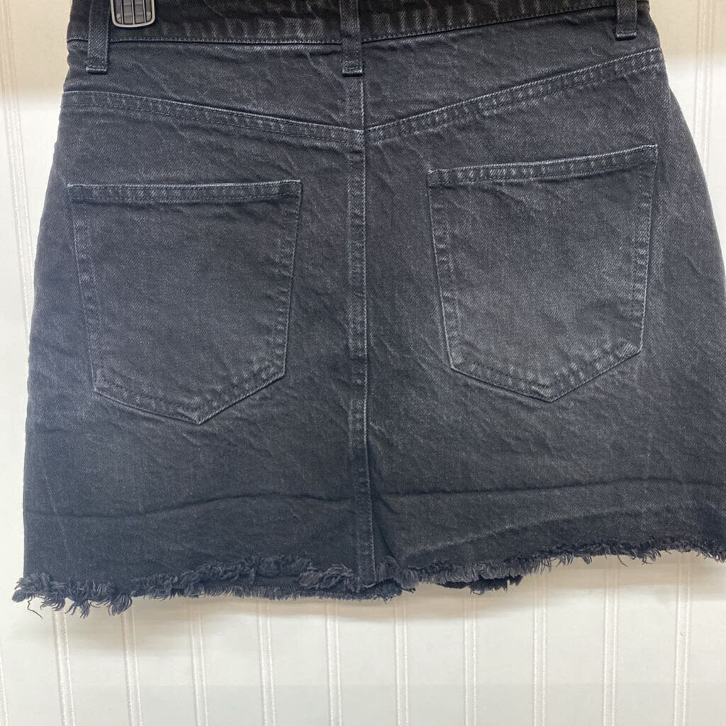 *DENIM SHORT SKIRT BLACK
