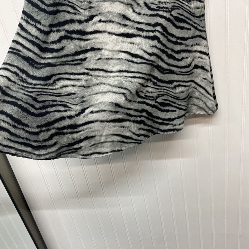 *LONG SHEER ZEBRA PRINT