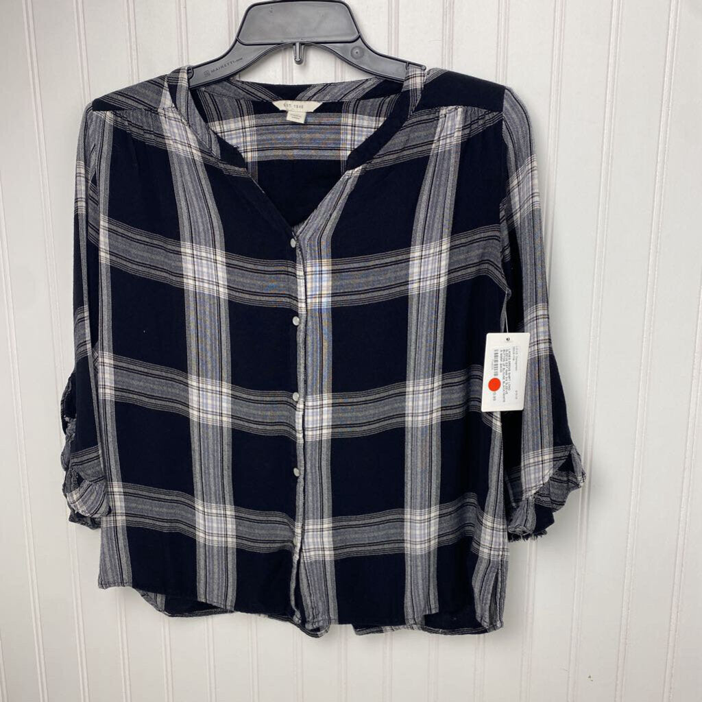 3/4 SLEEVE BUTTON UP BLOUSE
