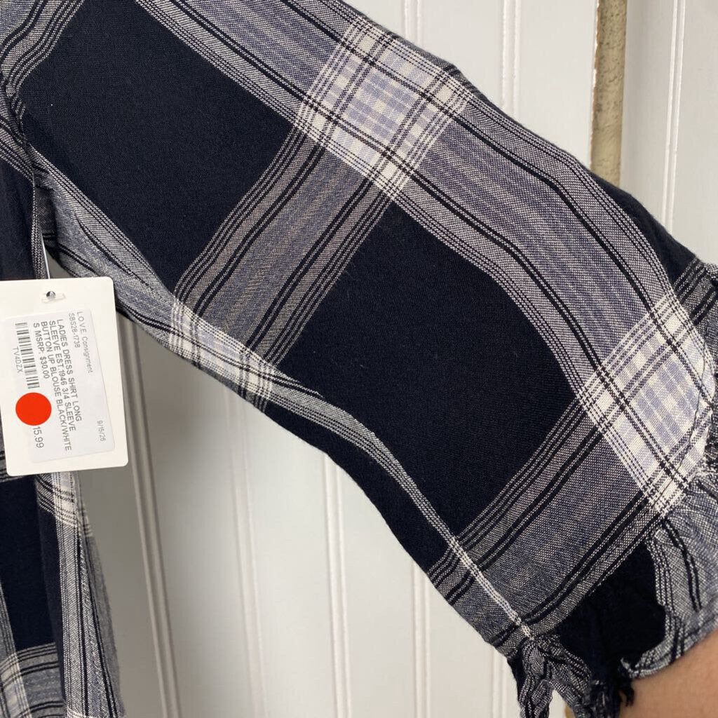 3/4 SLEEVE BUTTON UP BLOUSE