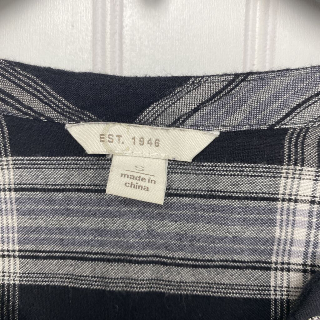 3/4 SLEEVE BUTTON UP BLOUSE