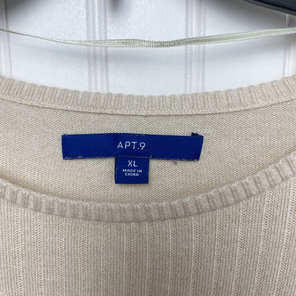 LADIES SWEATER