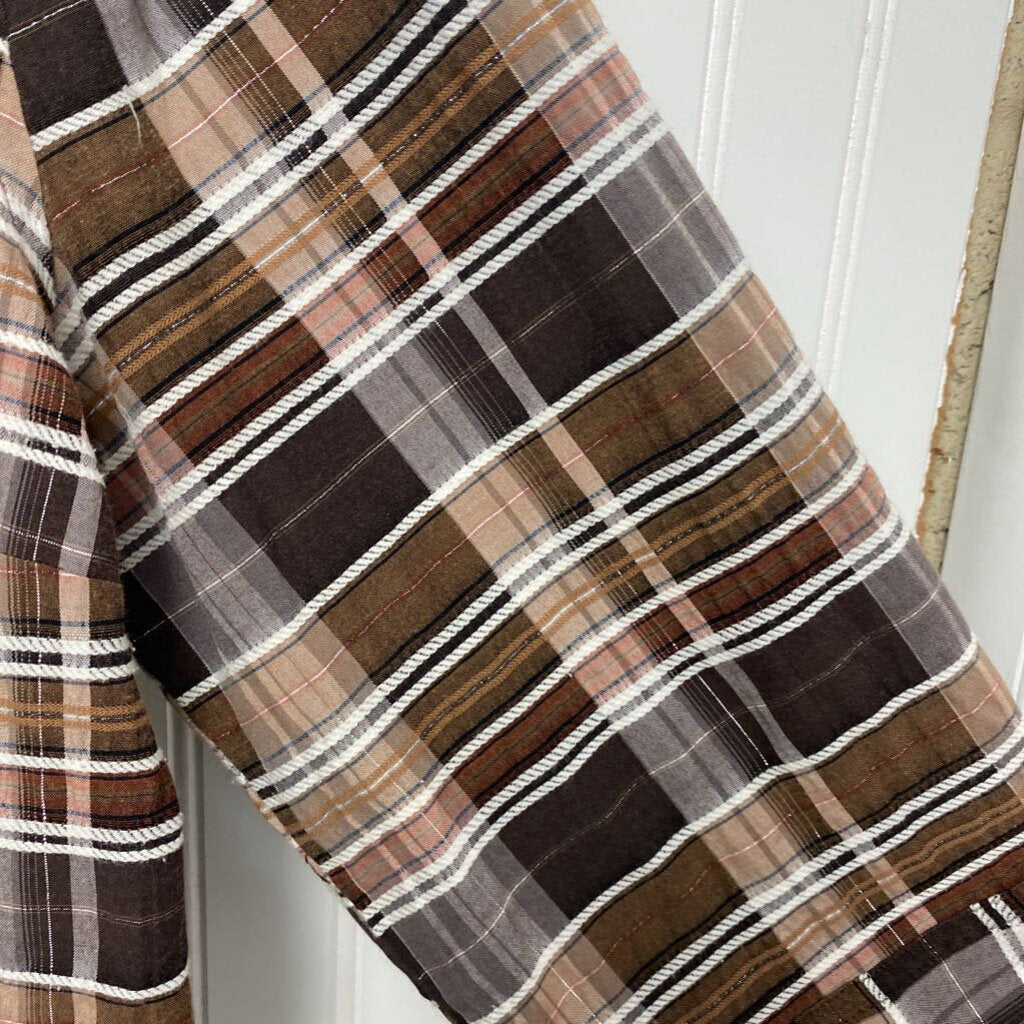 LONG SLEEVE PLAID BUTTON UP SHIRT