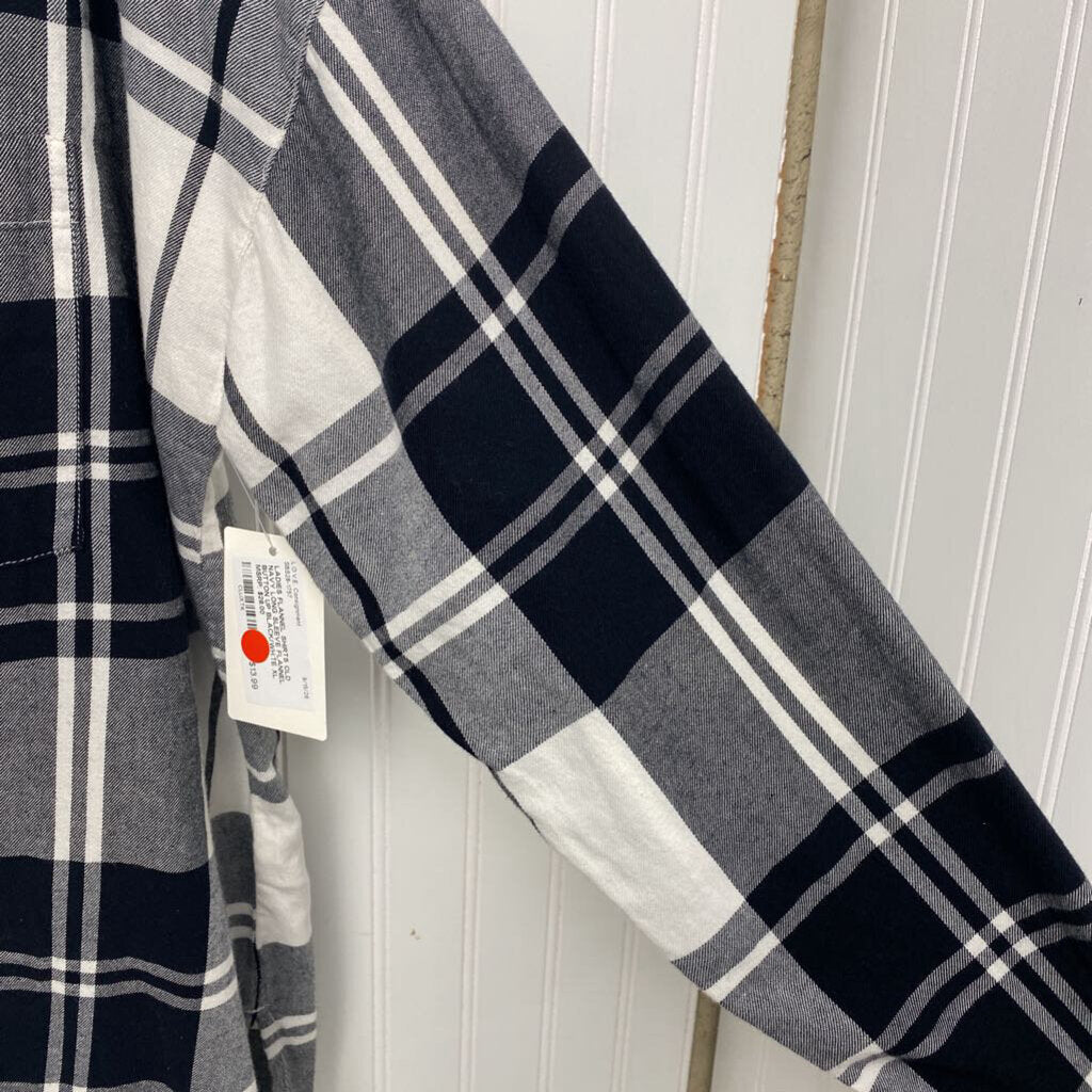 LONG SLEEVE FLANNEL BUTTON UP