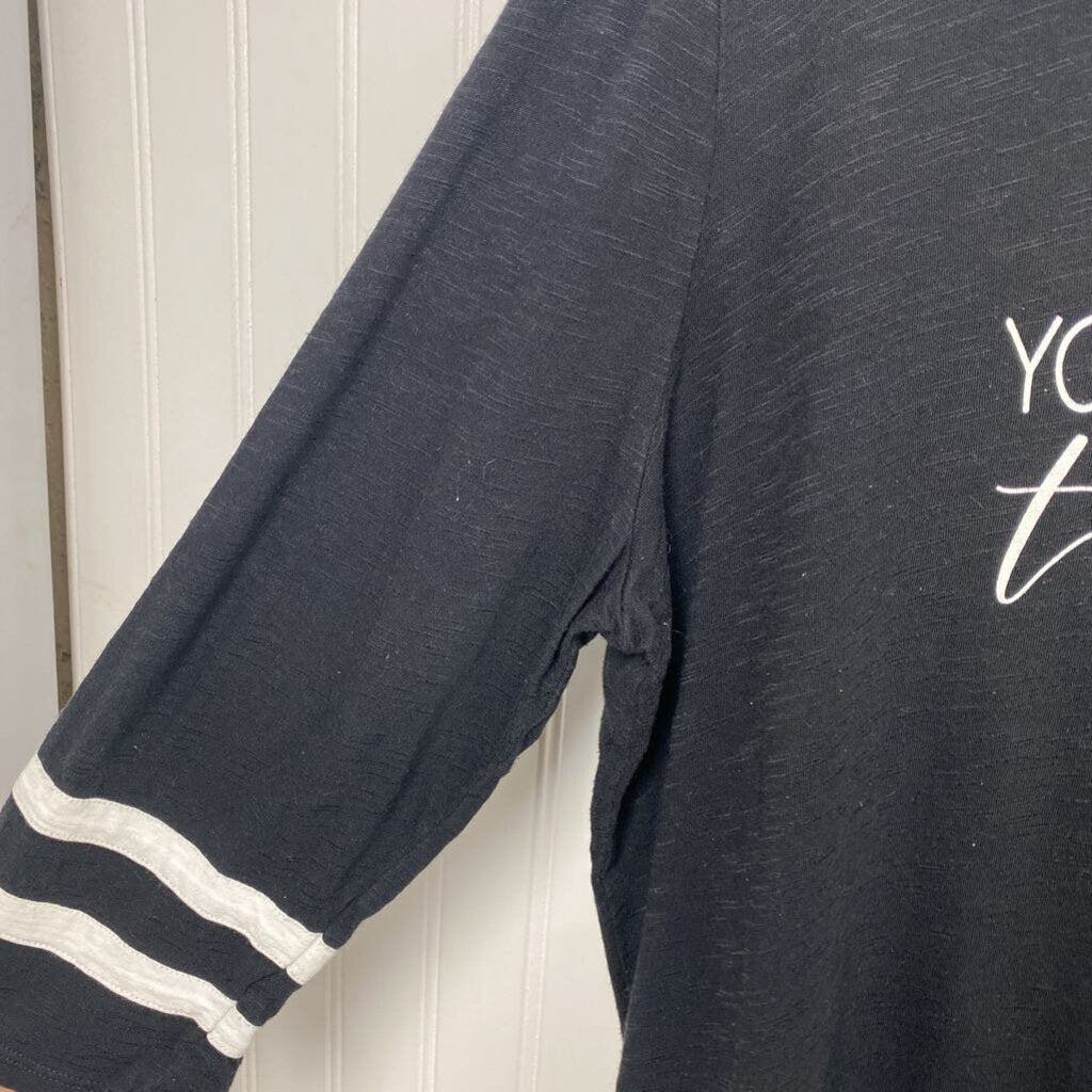 LADIES GRAPHIC TEE