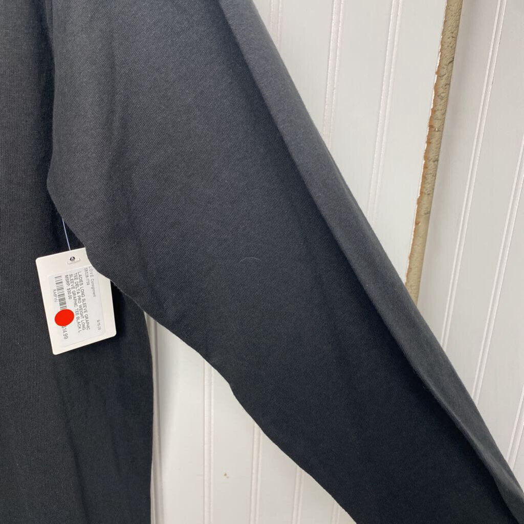 LONG SLEEVE GRAPHIC TEE