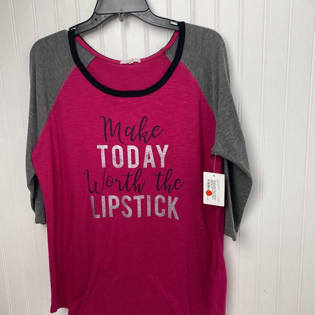 LONG SLEEVE GRAPHIC TEE