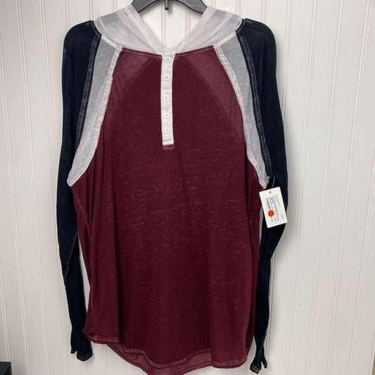 LONG SLEEVE HOODED KNIT TOP