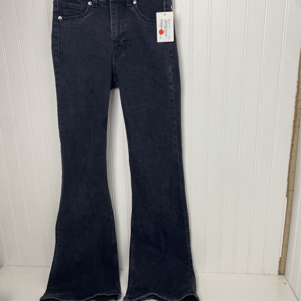 LADIES FLARED LEG JEANS