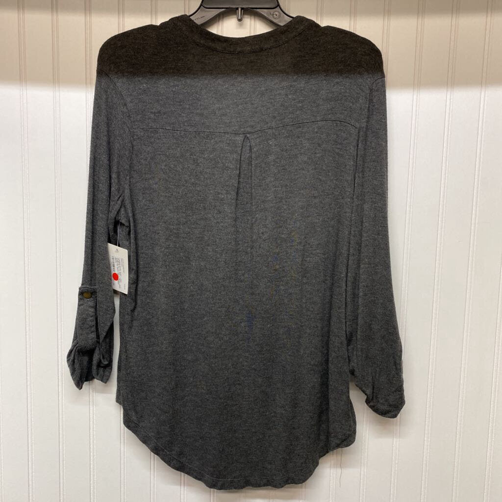 V NECK LONG SLEEVED