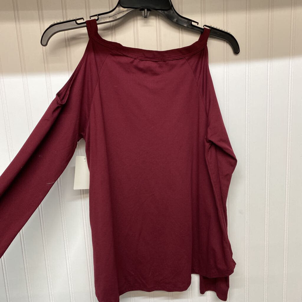OFF THE SHOULDER LONG SLEEVED
