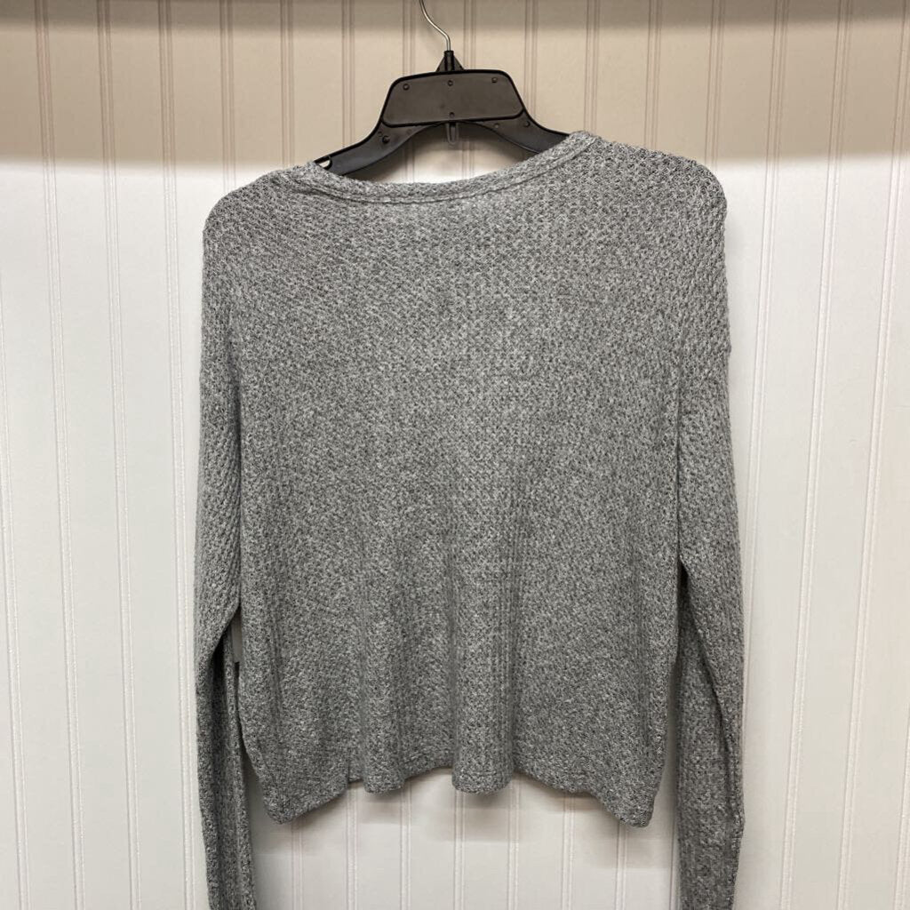 TEXTURED WITH POCKET LONG SLEEVED