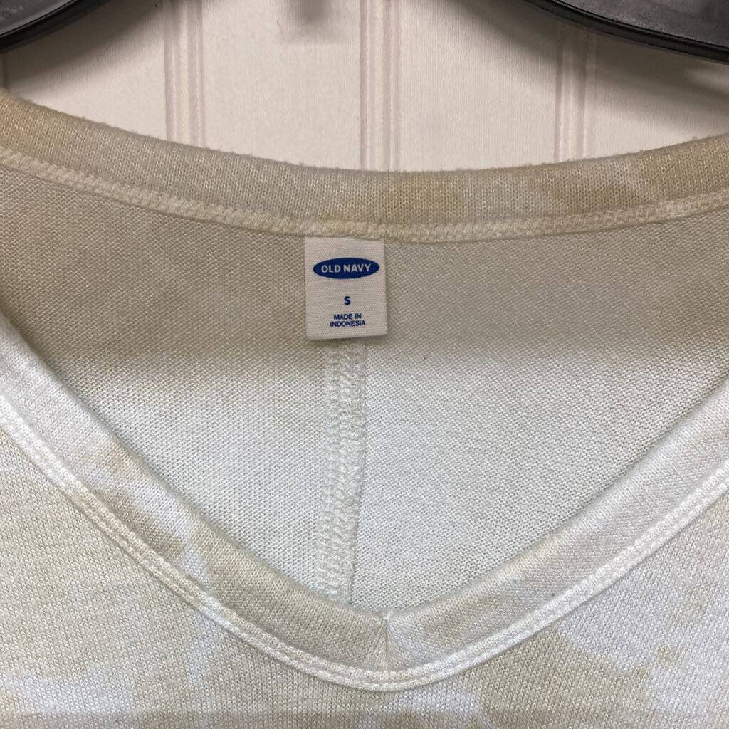 LONG SLEEVED V NECK