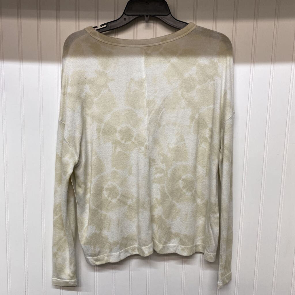LONG SLEEVED V NECK