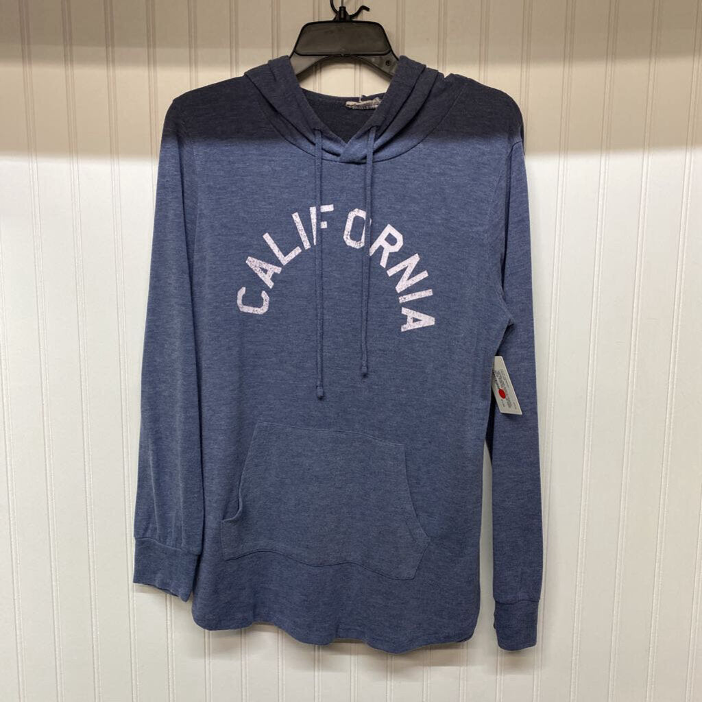 HOODED GRAPHIC LONG SLEEVED