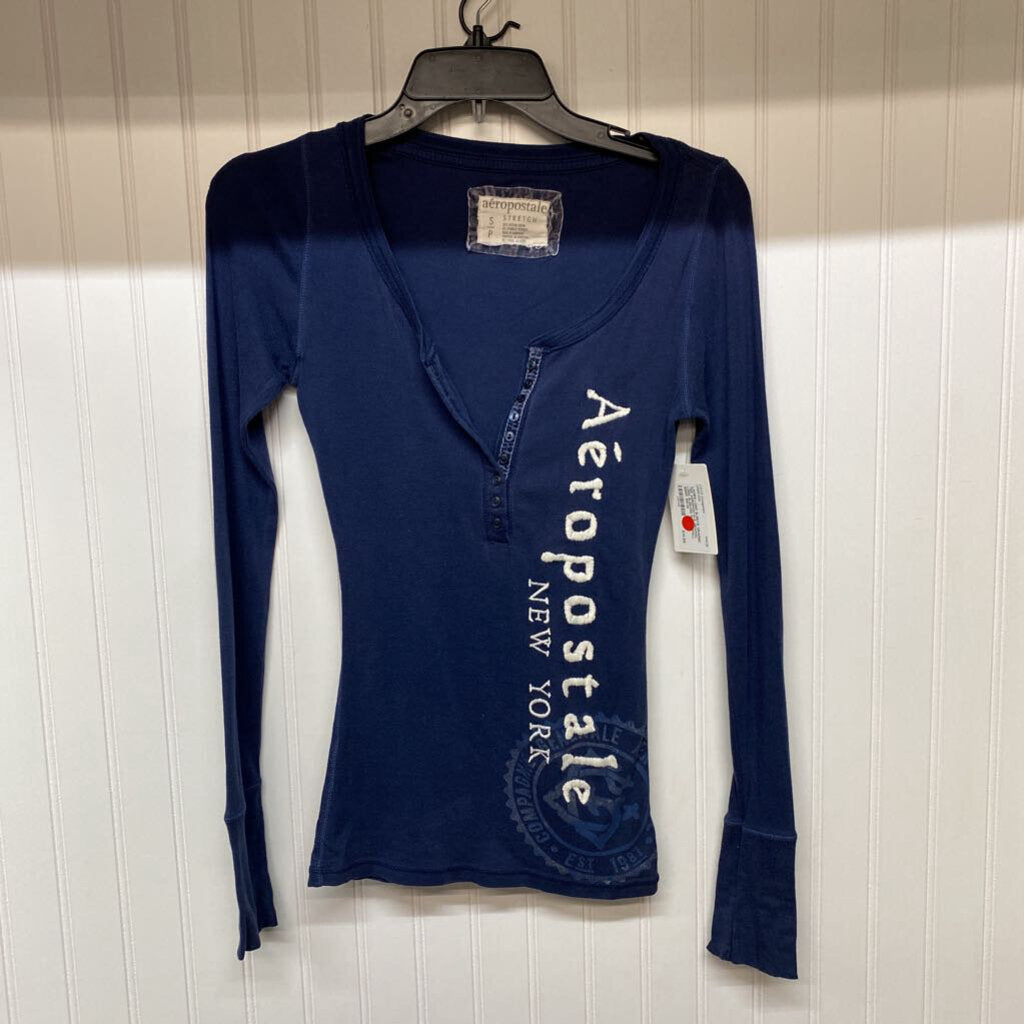 GRAPHIC LONG SLEEVED