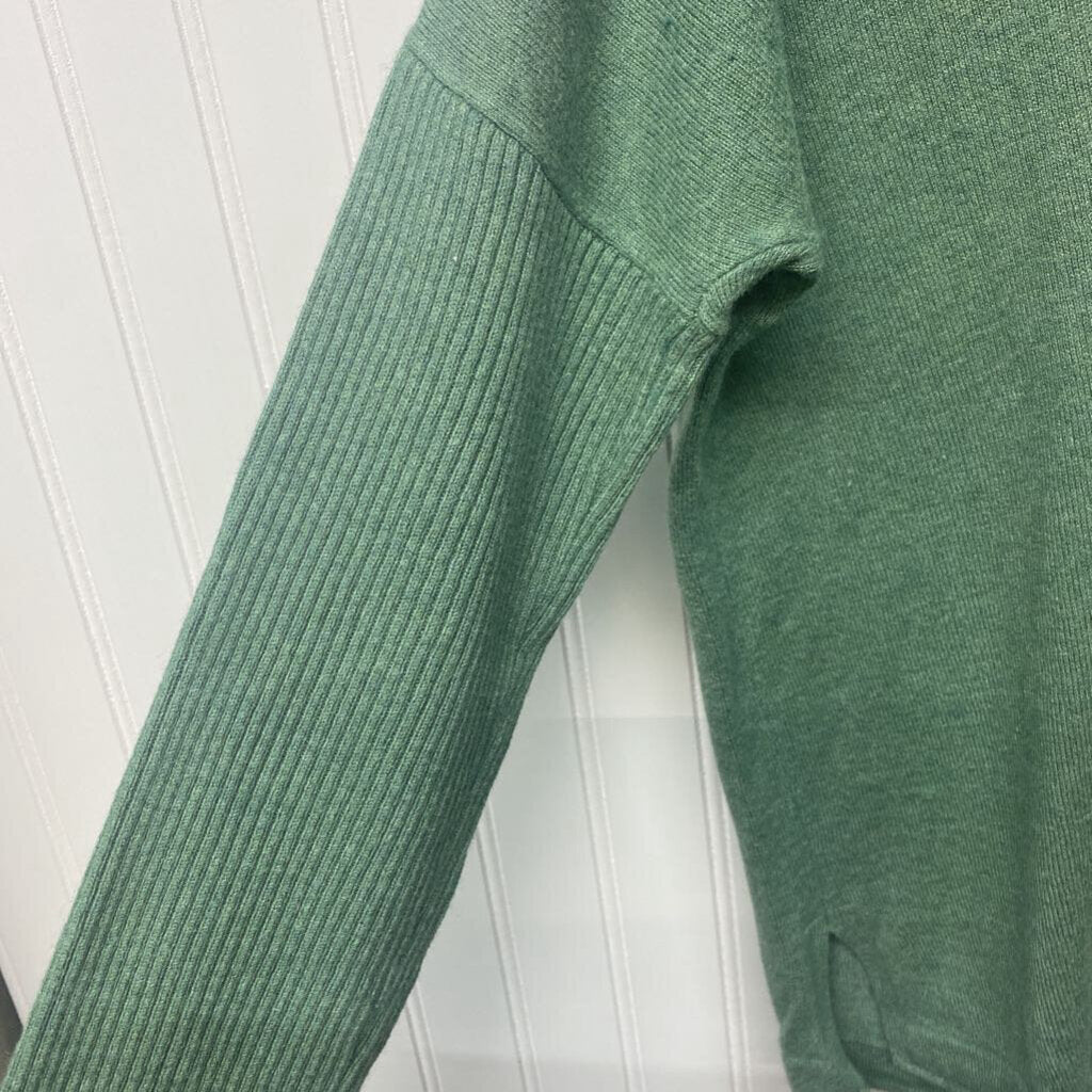 V NECK SWEATER