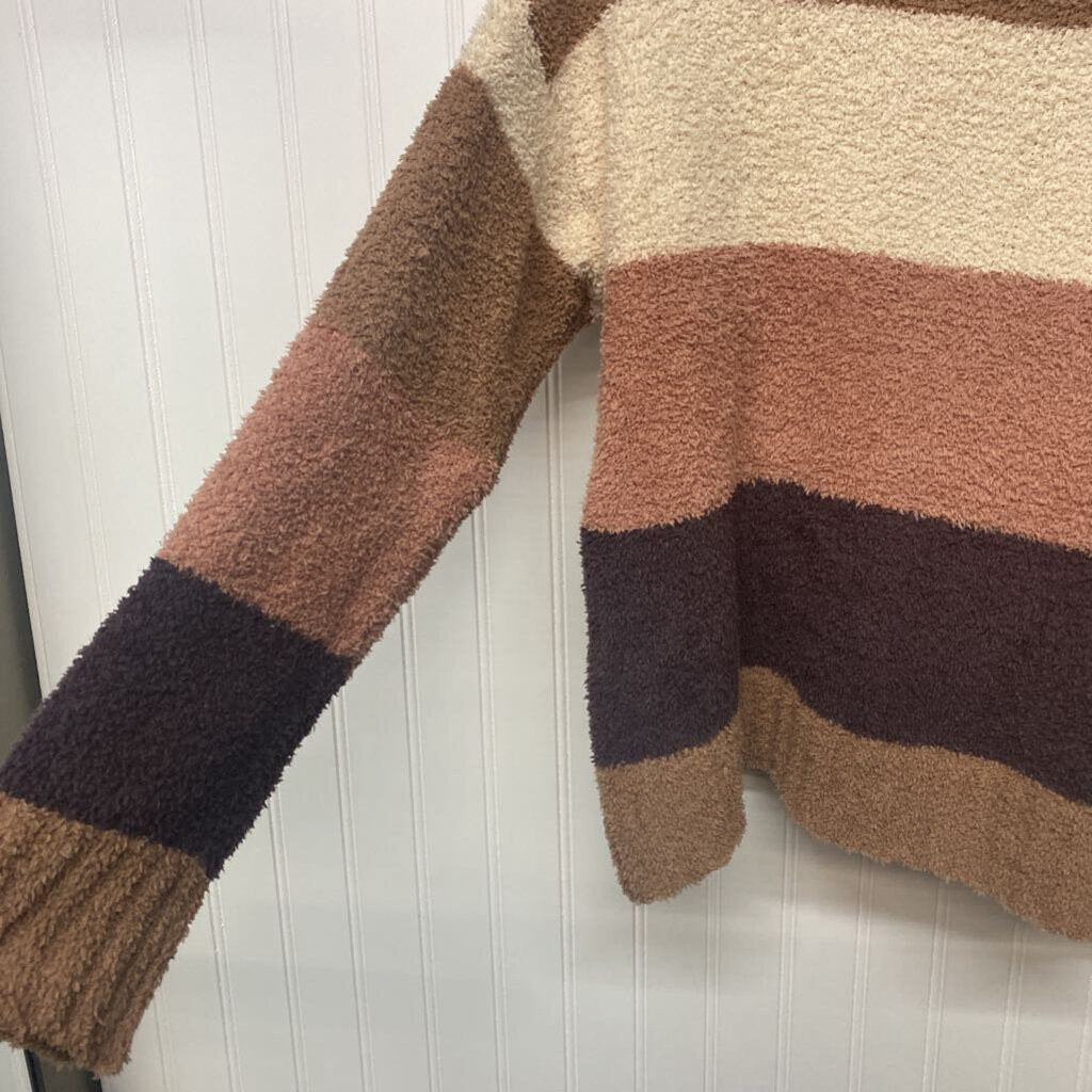 STRIPED SWEATER