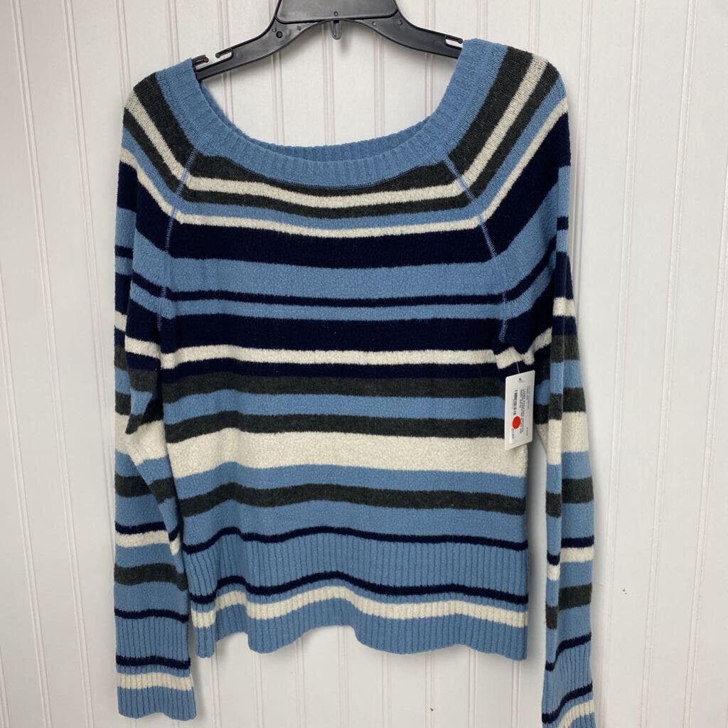 STRIPED SWEATER
