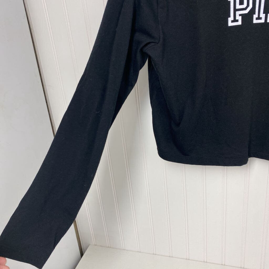 CROP GRAPHIC LONG SLEEVED