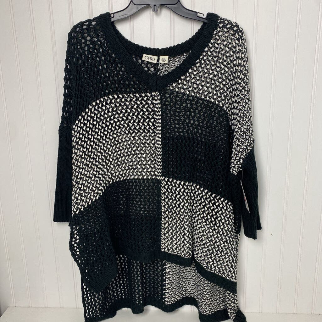 LOOSE KNIT SHORT SLEEVED