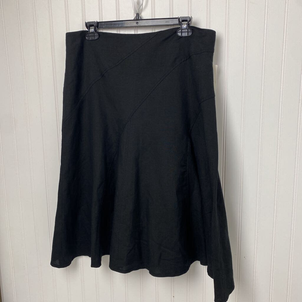 LADIES SKIRT