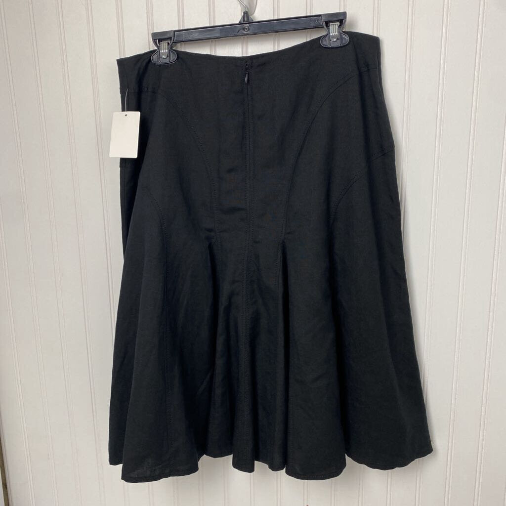 LADIES SKIRT