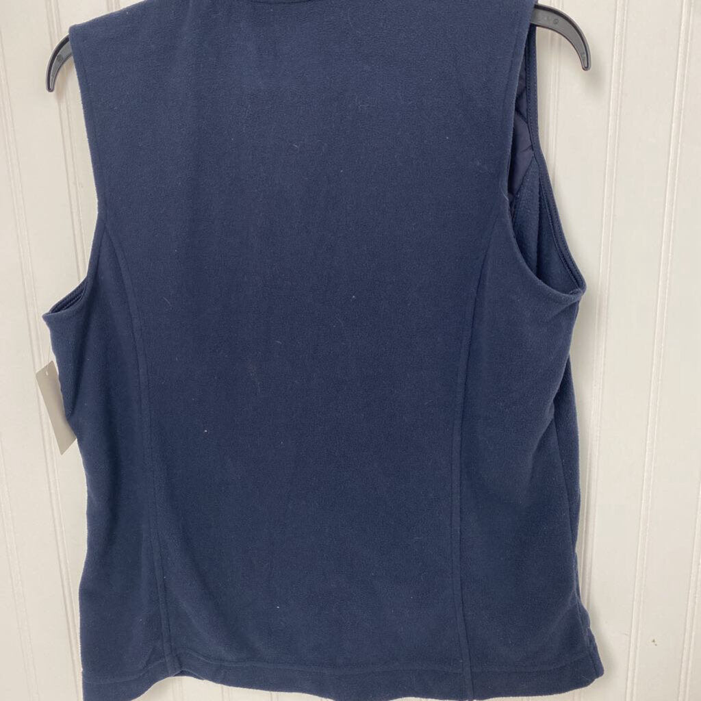 FLEECE & QUILTED VEST