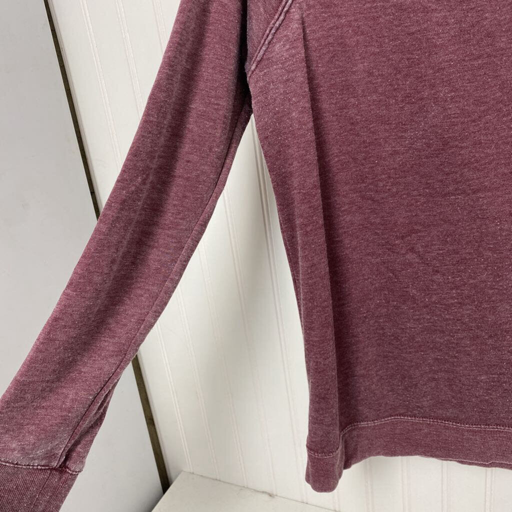 DISTRESSED JWIDE NECKLINE