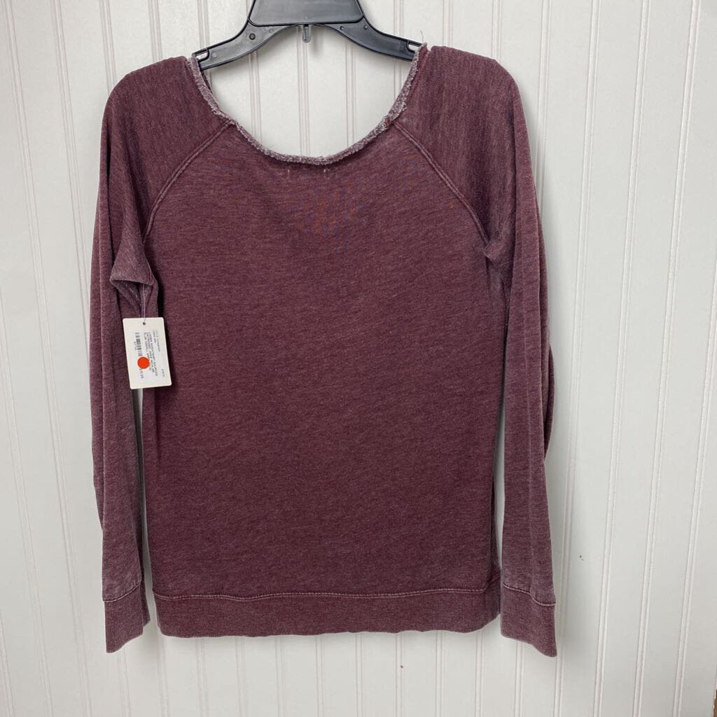 DISTRESSED JWIDE NECKLINE