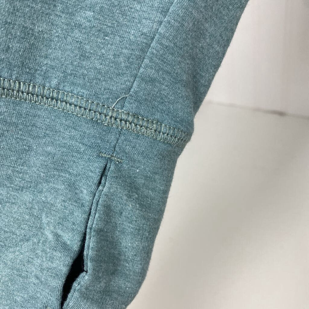 CRISS CROSS BACK SWEATSHIRT