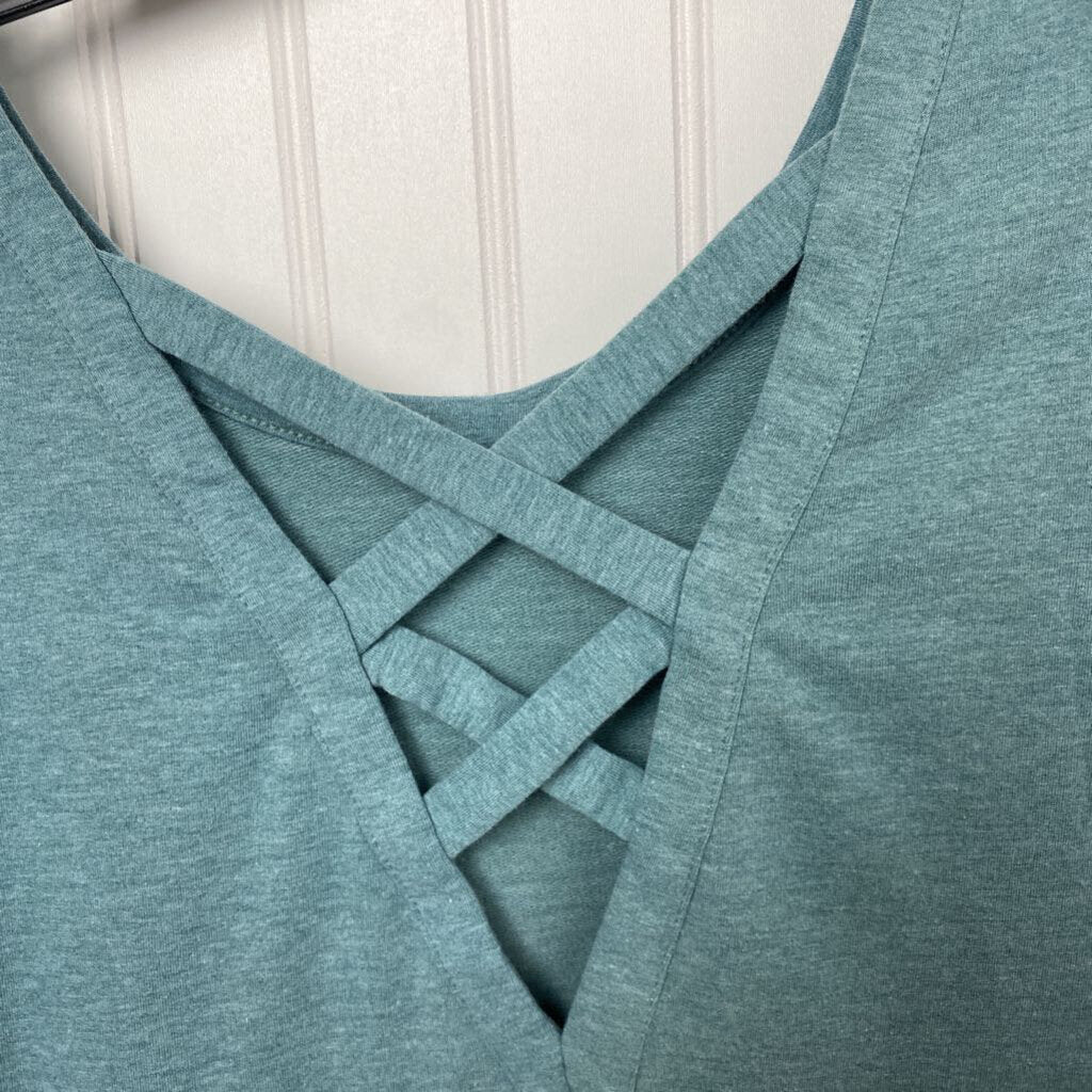 CRISS CROSS BACK SWEATSHIRT