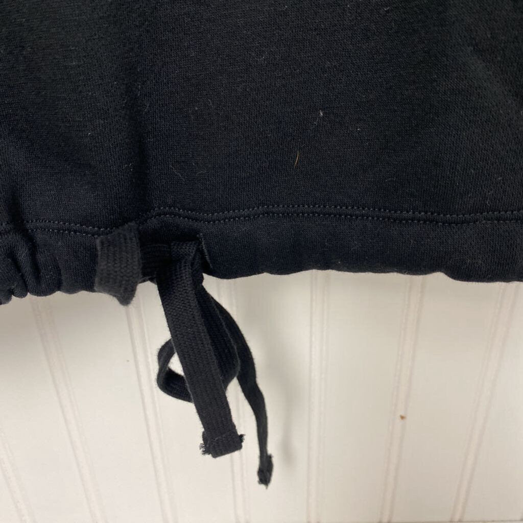 OLD NAVY GRAPHIC SWEATSHIRT