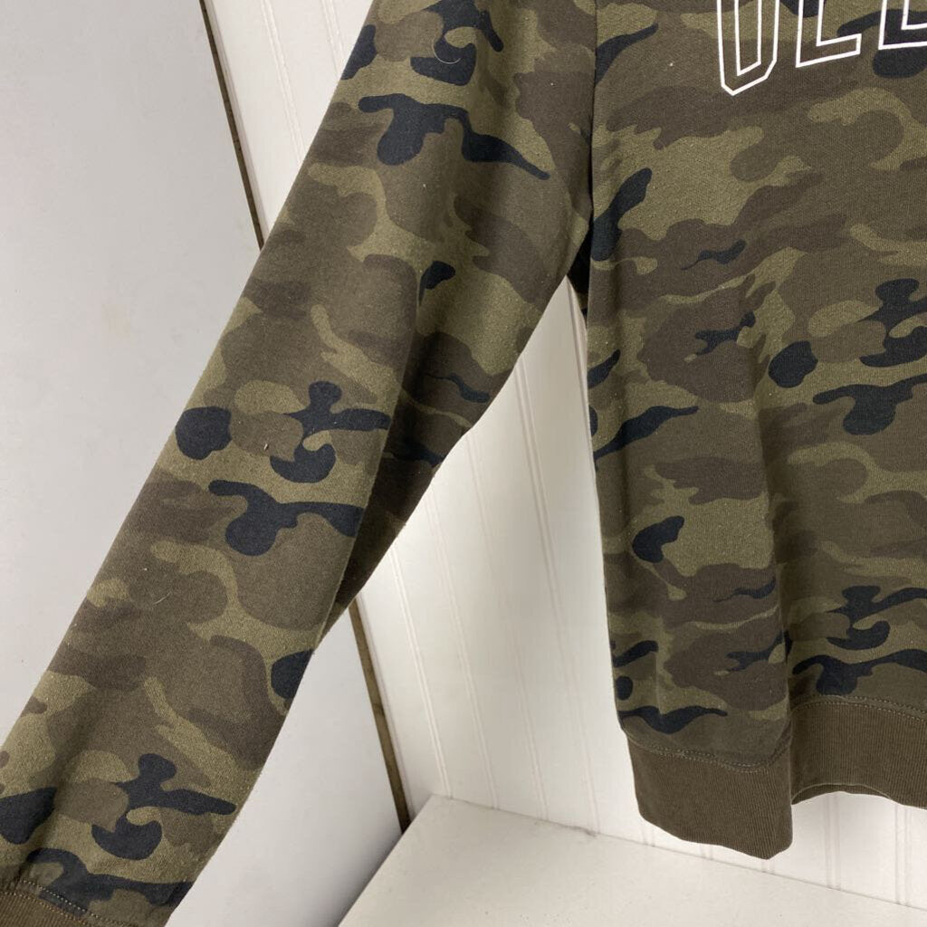 CAMO GRAPHIC SWEATSHIRT