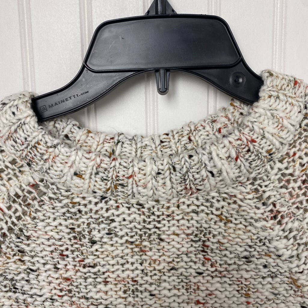 LOOSE KNIT SWEATER
