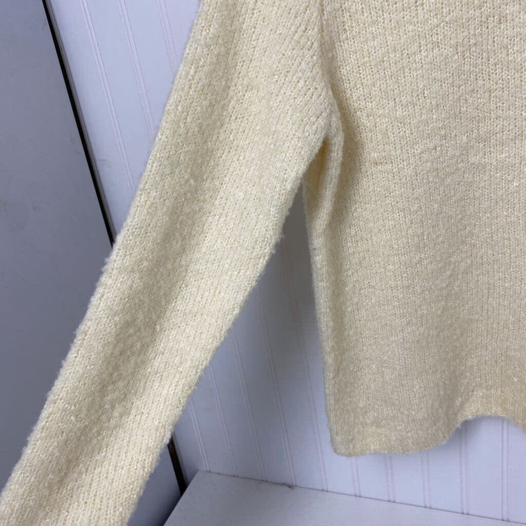 V NECK SWEATER
