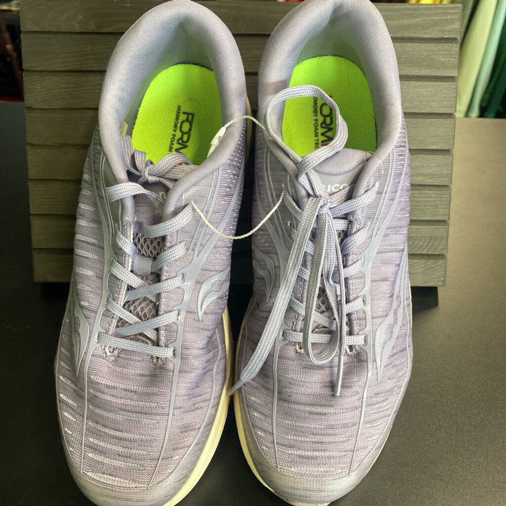 RUNNING SHOES