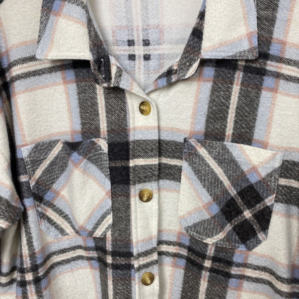 LONG SLEEVE BUTTON UP