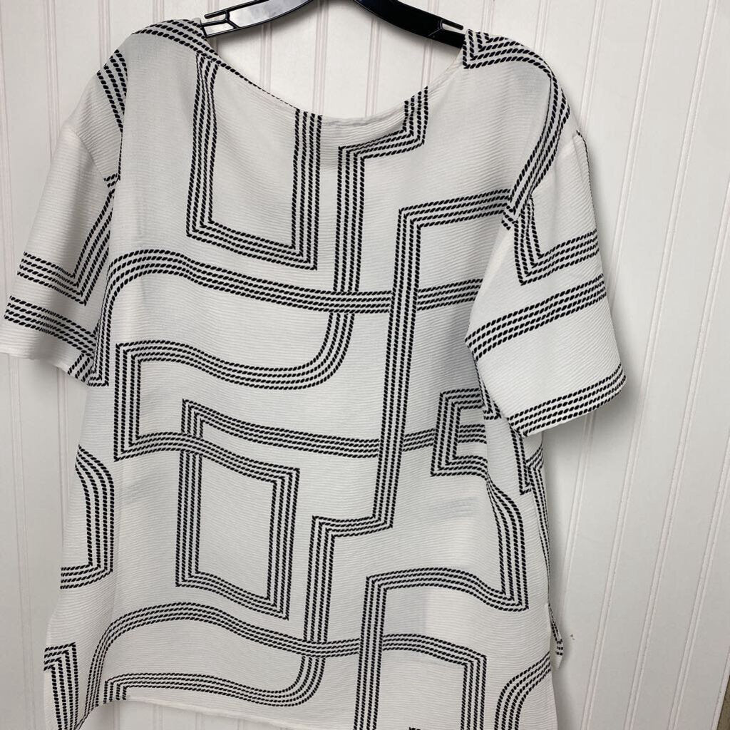 SHORT SLEEVE BLOUSE